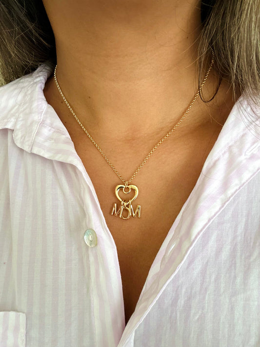 MOM Necklace